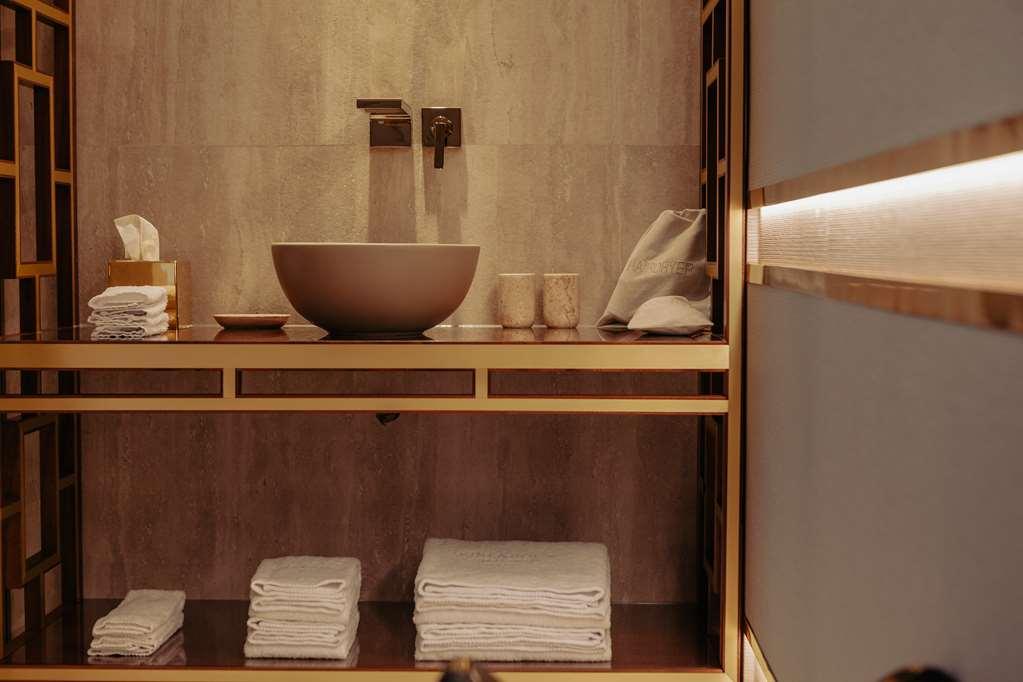 Wine & Books Lisboa Hotel ห้อง รูปภาพ Bathroom
