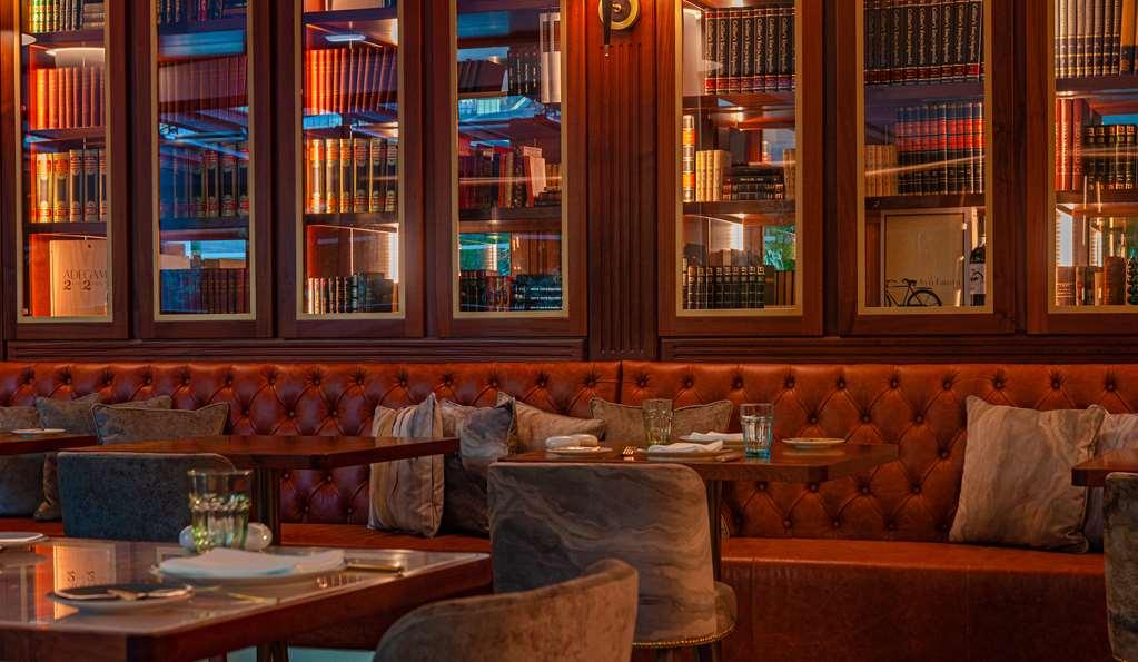 Wine & Books Lisboa Hotel ร้านอาหาร รูปภาพ Library at The Ivy, St John's Wood