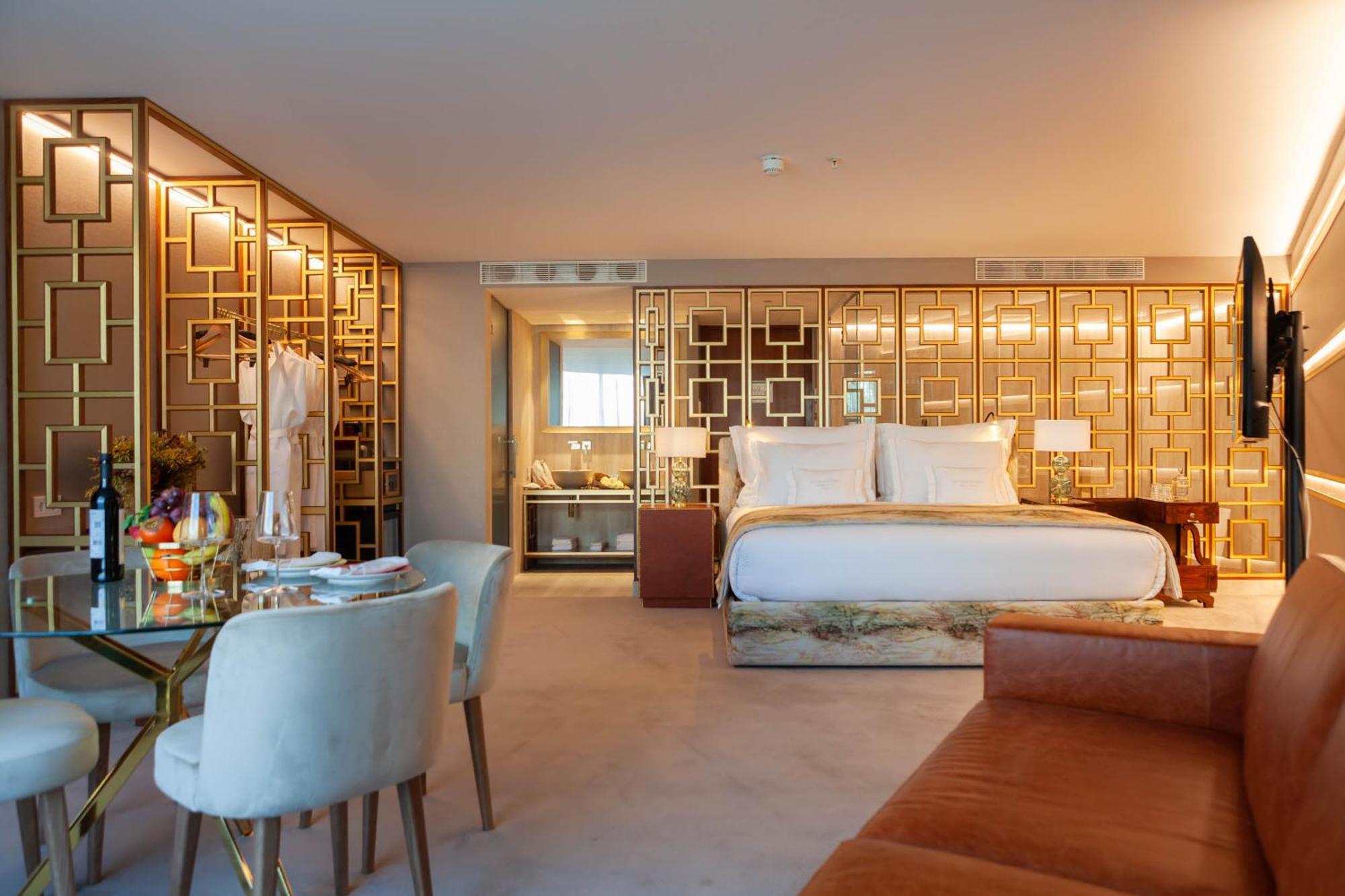 Wine & Books Lisboa Hotel ภายนอก รูปภาพ Suite