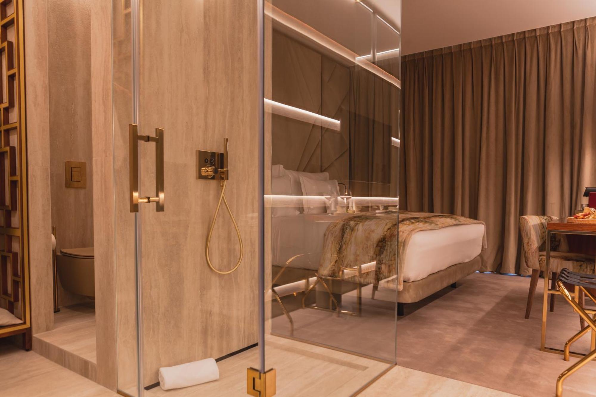 Wine & Books Lisboa Hotel ภายนอก รูปภาพ A room at the hotel