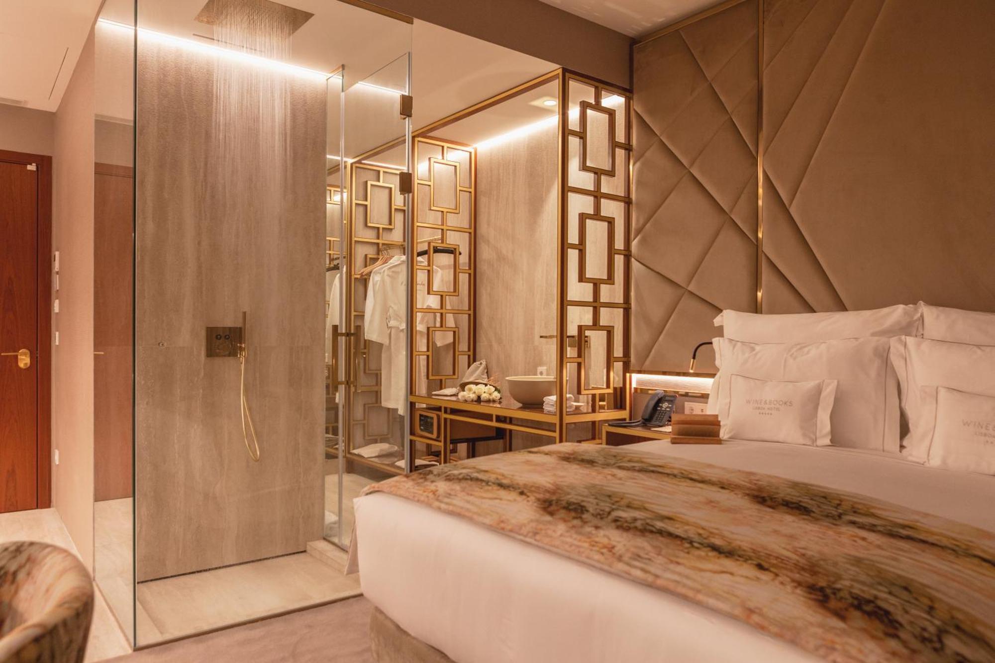 Wine & Books Lisboa Hotel ภายนอก รูปภาพ A room at the hotel
